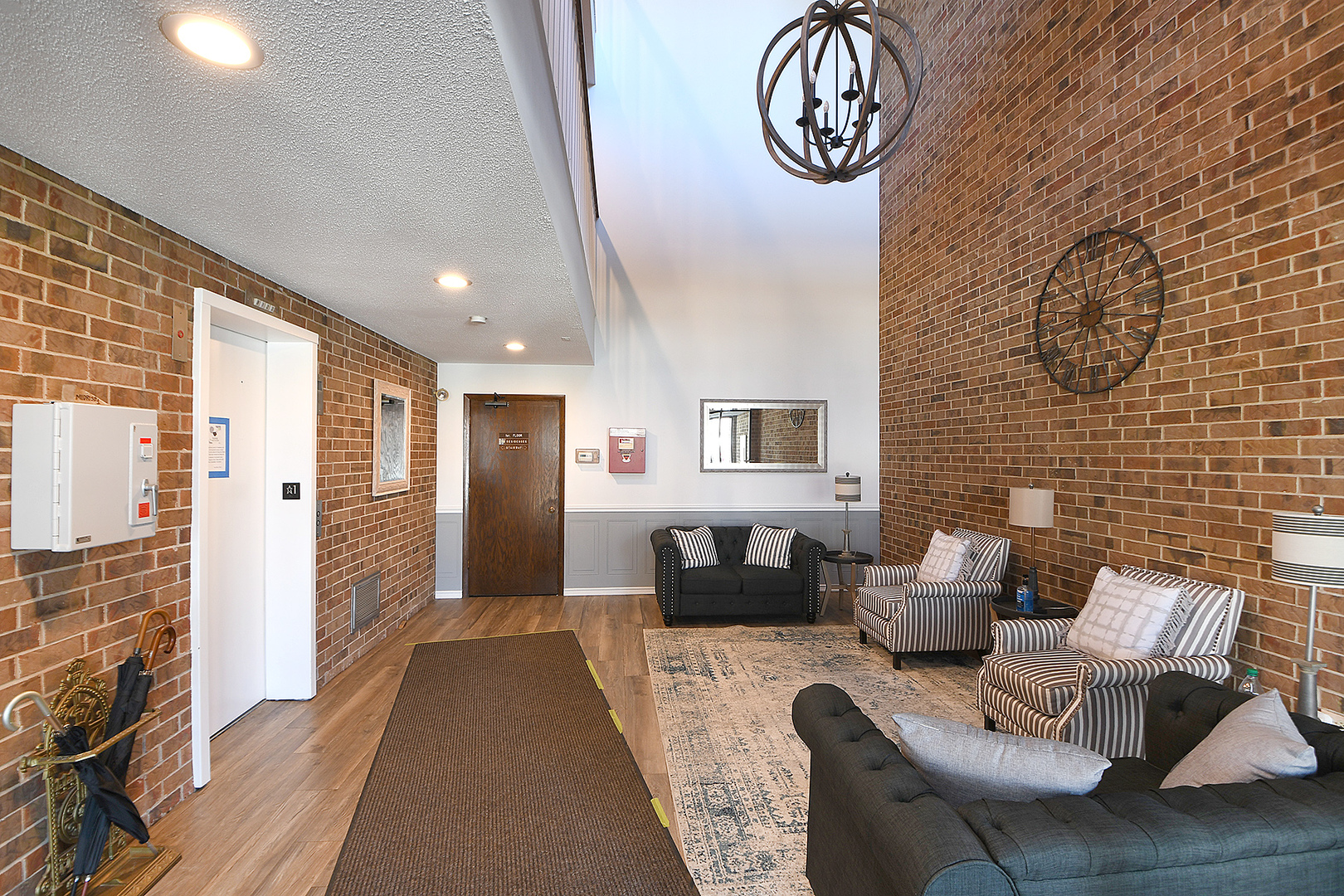 7737 W GOLF Drive #303, Palos Heights, IL 60463