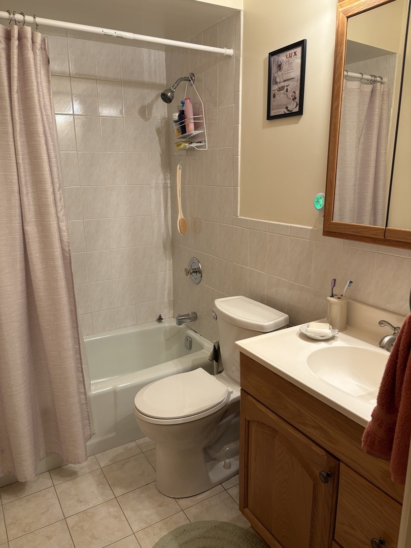 11000 Central Avenue #1A, Chicago Ridge, IL 60415