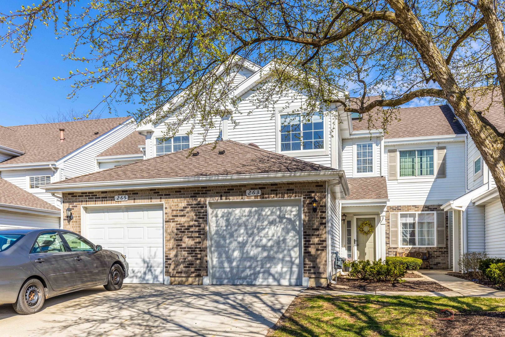 263 Camel Bend Court #0, Schaumburg, IL 60194