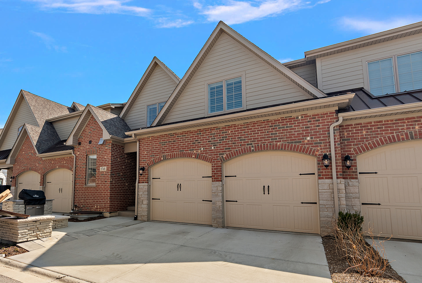 9730 Folkers Drive, Frankfort, IL 60423