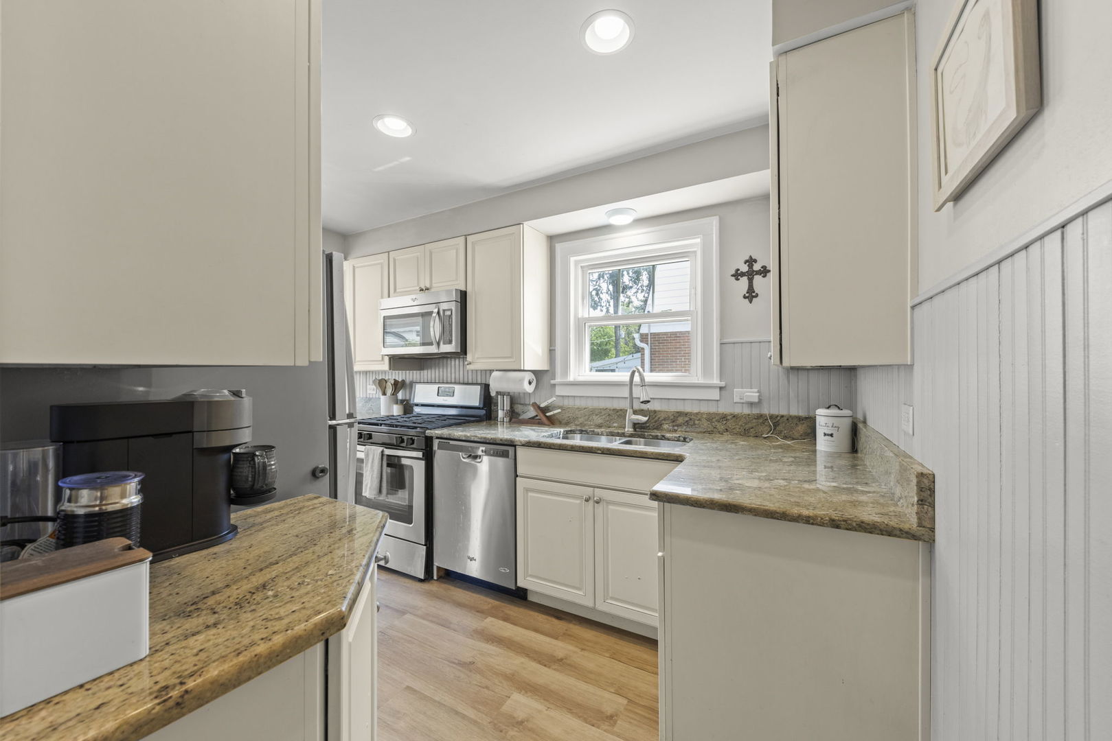 919 N President Street, Wheaton, IL 60187