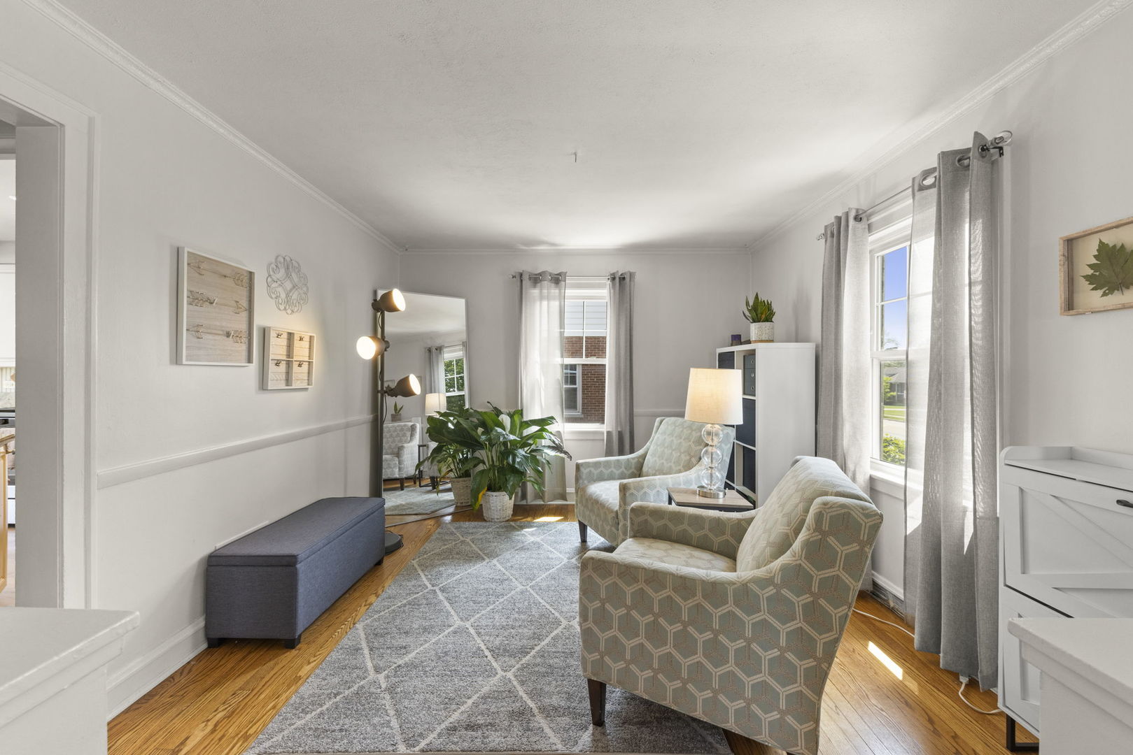 919 N President Street, Wheaton, IL 60187