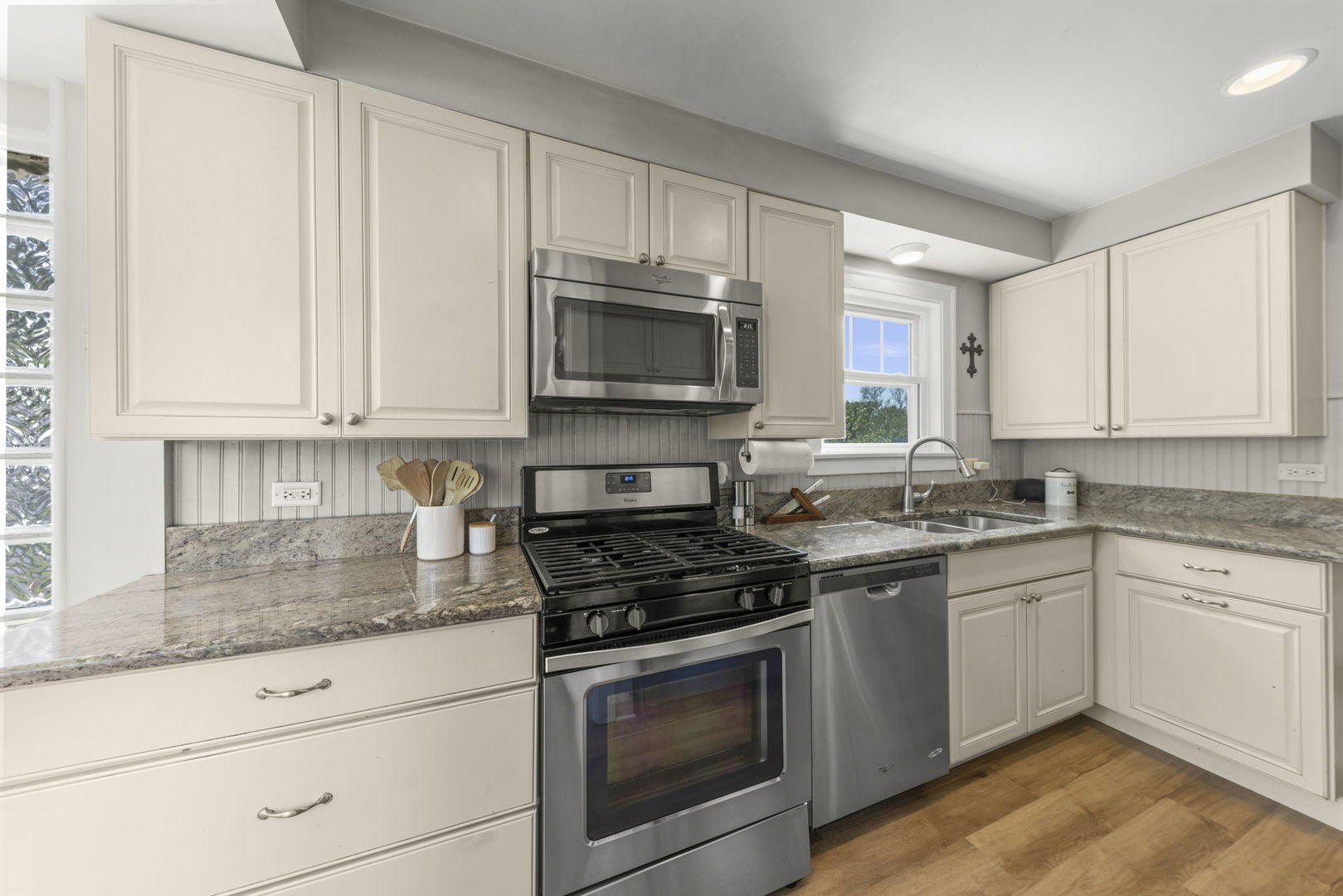 919 N President Street, Wheaton, IL 60187