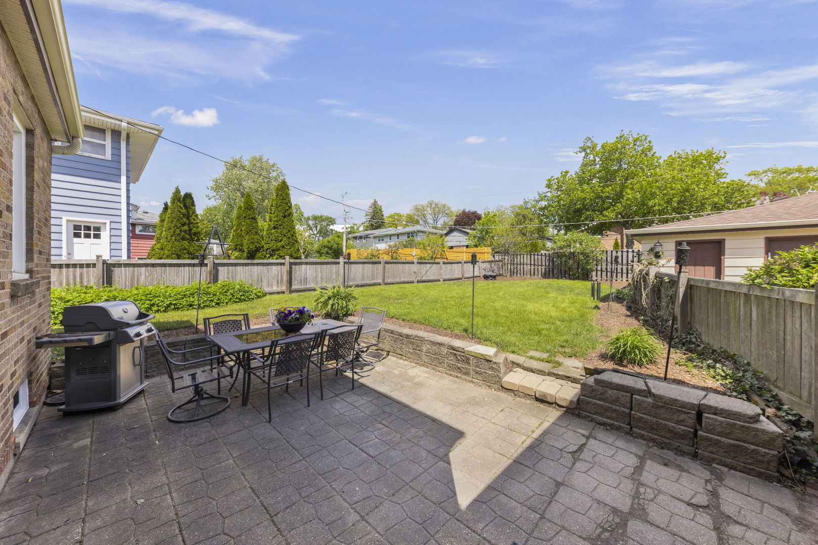919 N President Street, Wheaton, IL 60187