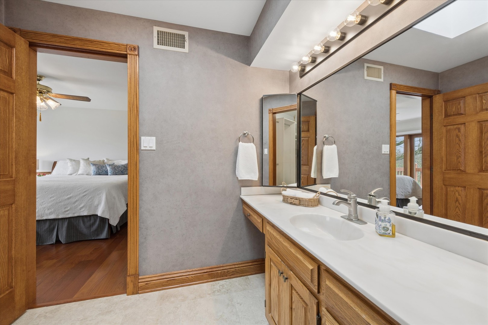 13124 Blue Heron Drive, Orland Park, IL 60467