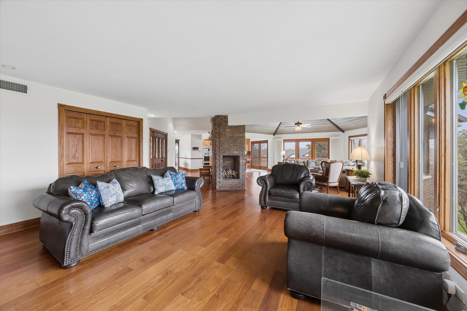 13124 Blue Heron Drive, Orland Park, IL 60467