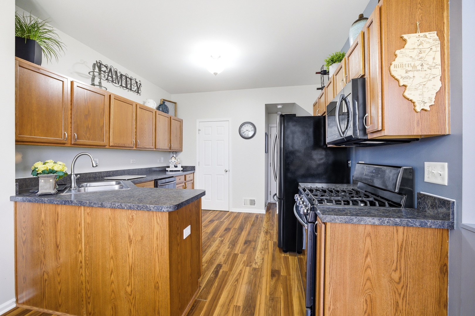 8412 Sawyer Court, Joliet, IL 60431