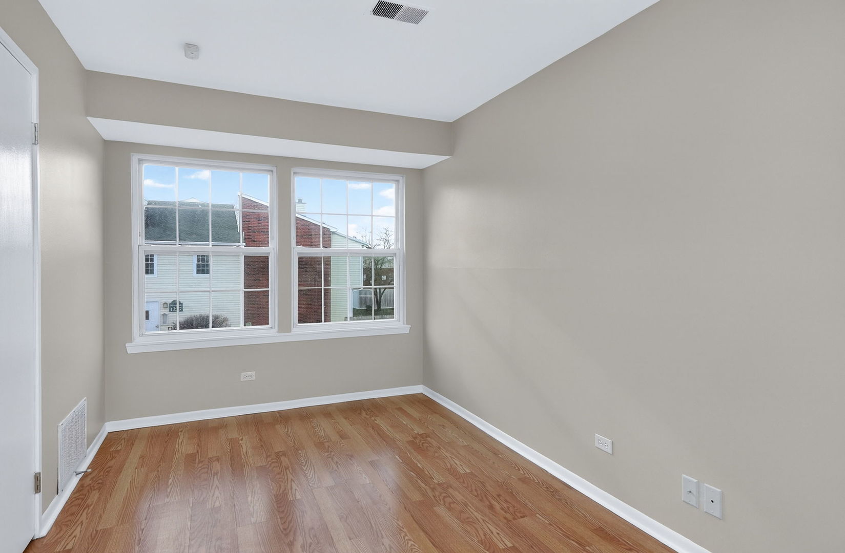 1233 Wyndham Court #204, Palatine, IL 60074