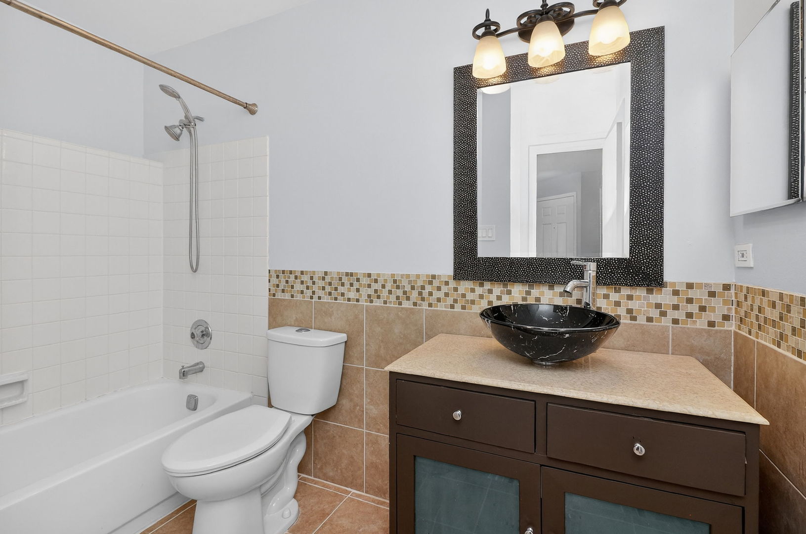 1233 Wyndham Court #204, Palatine, IL 60074