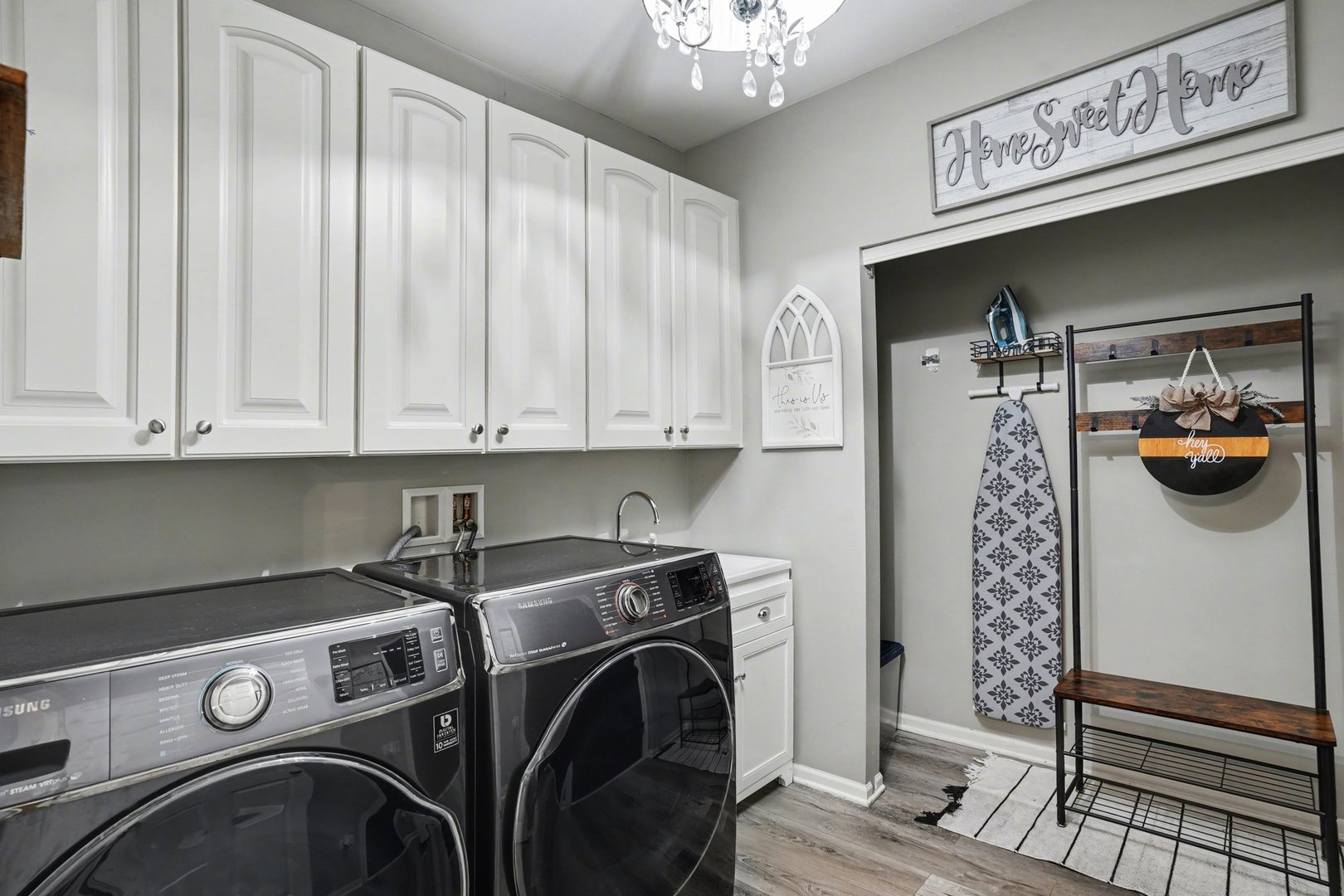 1216 Betsy Ross Place, Bolingbrook, IL 60490