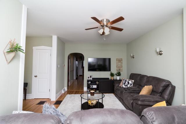 5450 W Drummond Place, Chicago, IL 60639