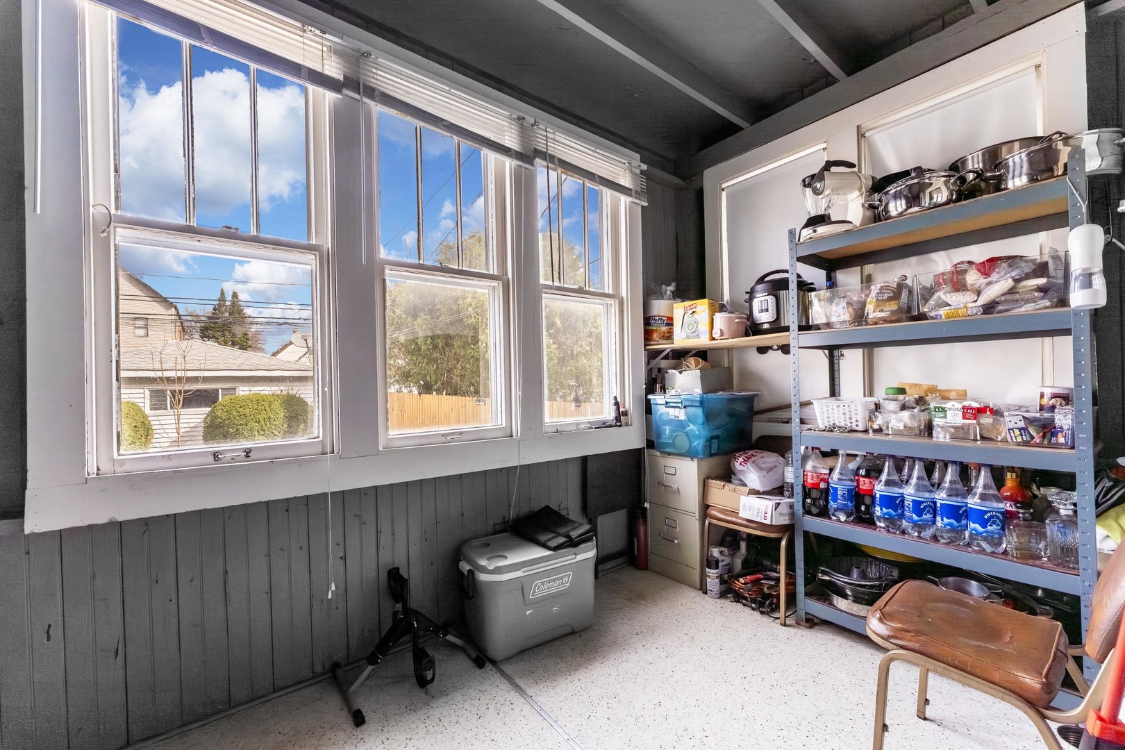 5450 W Drummond Place, Chicago, IL 60639