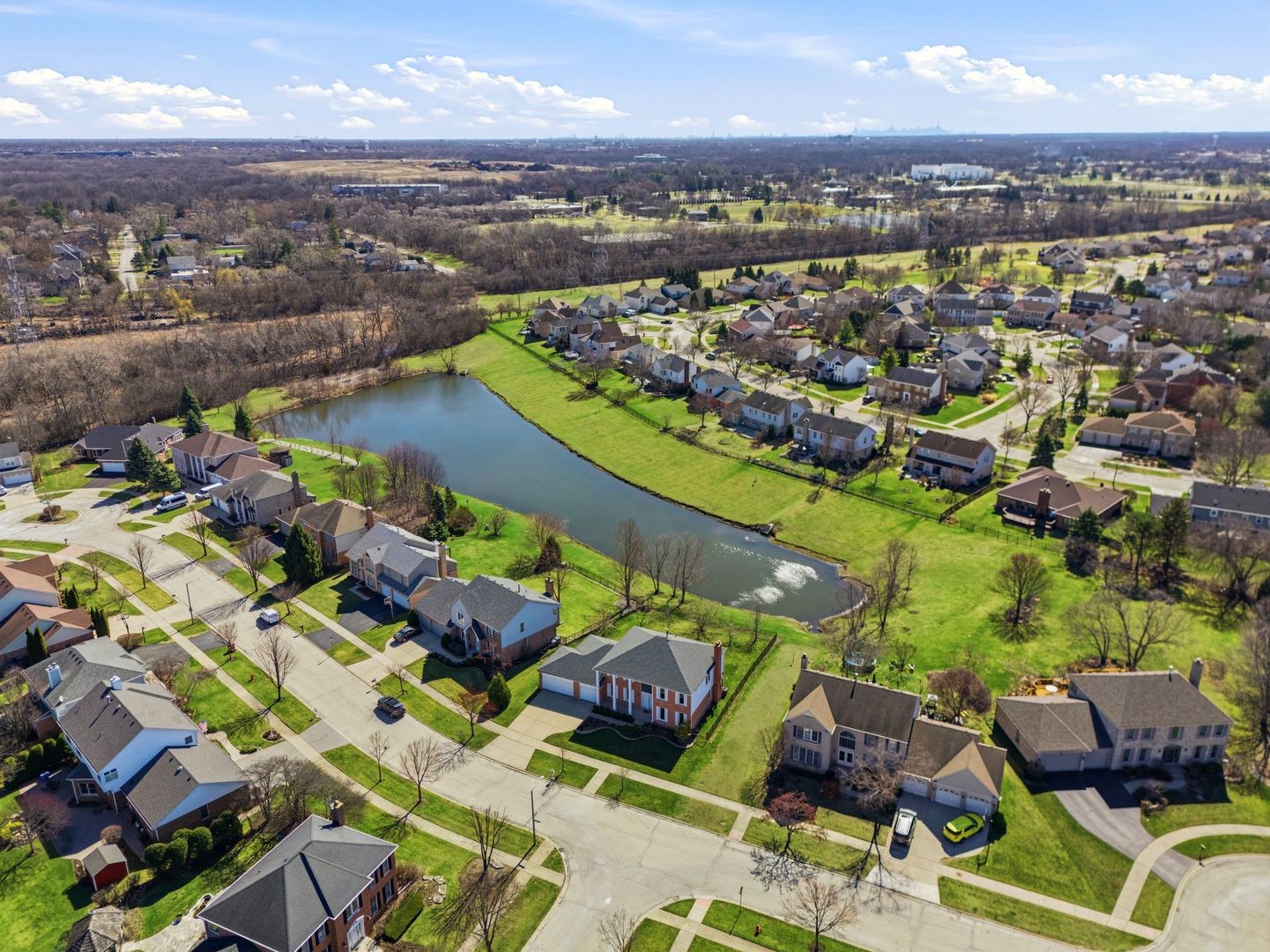 681 Castlerea Lane, Des Plaines, IL 60016