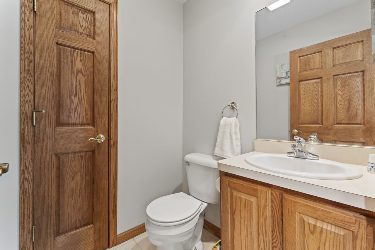 925 MAGNOLIA Drive, Bourbonnais, IL 60914