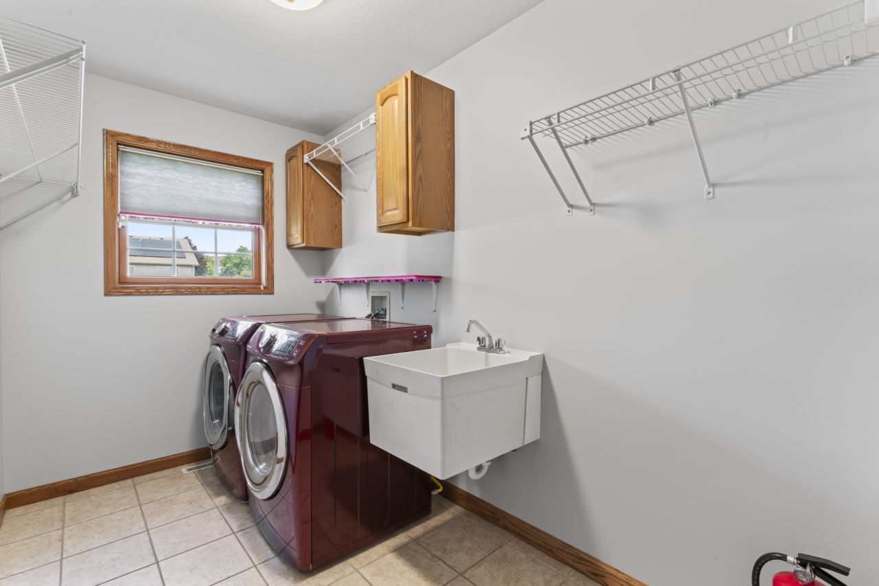 925 MAGNOLIA Drive, Bourbonnais, IL 60914