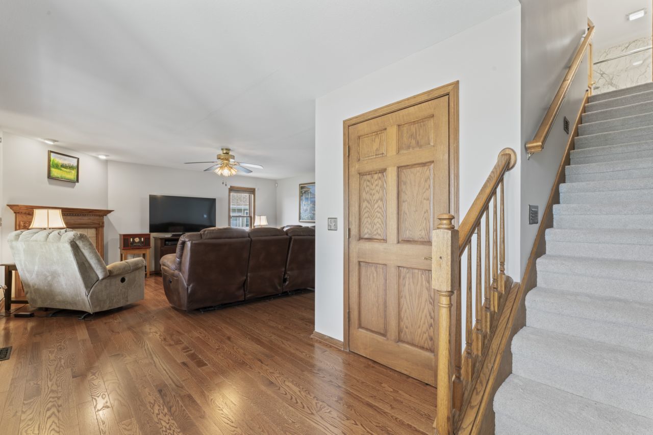 925 MAGNOLIA Drive, Bourbonnais, IL 60914