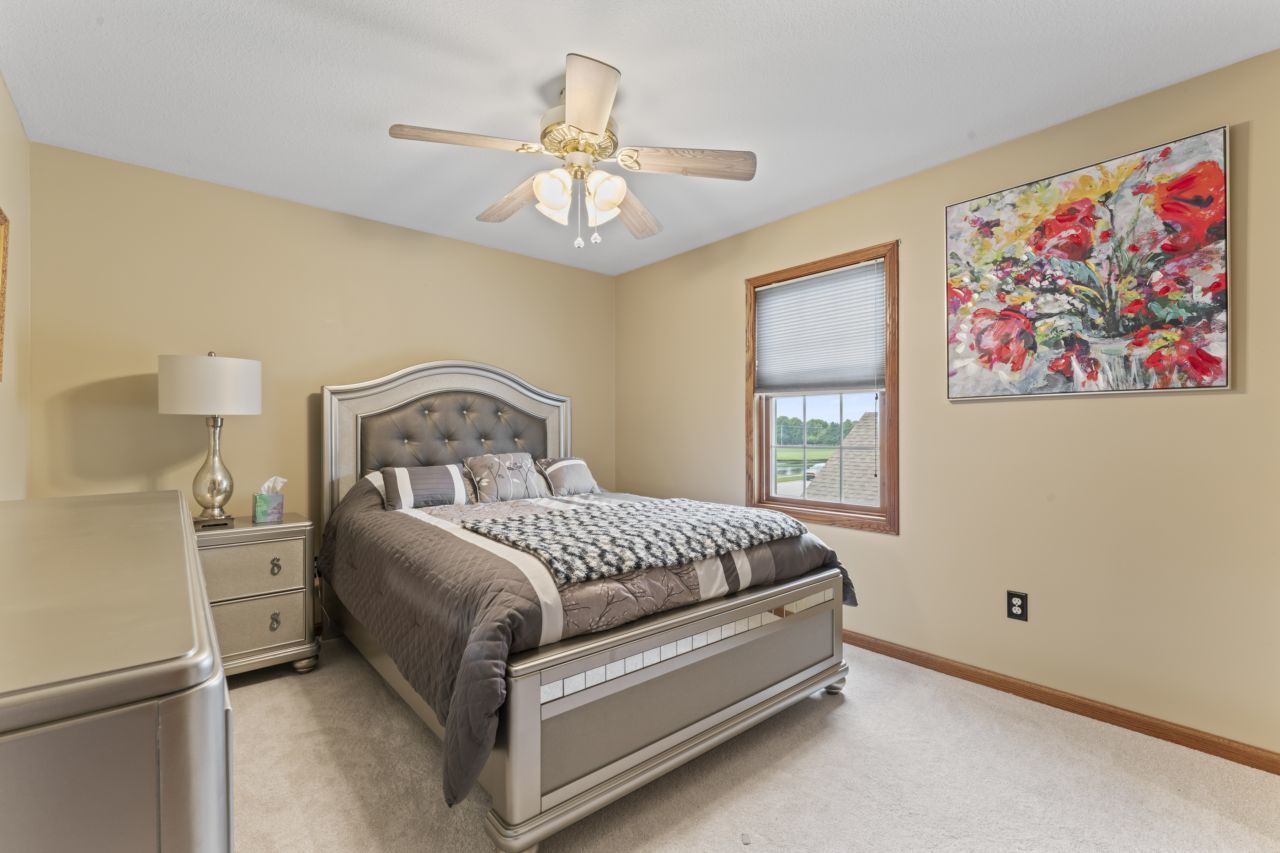 925 MAGNOLIA Drive, Bourbonnais, IL 60914