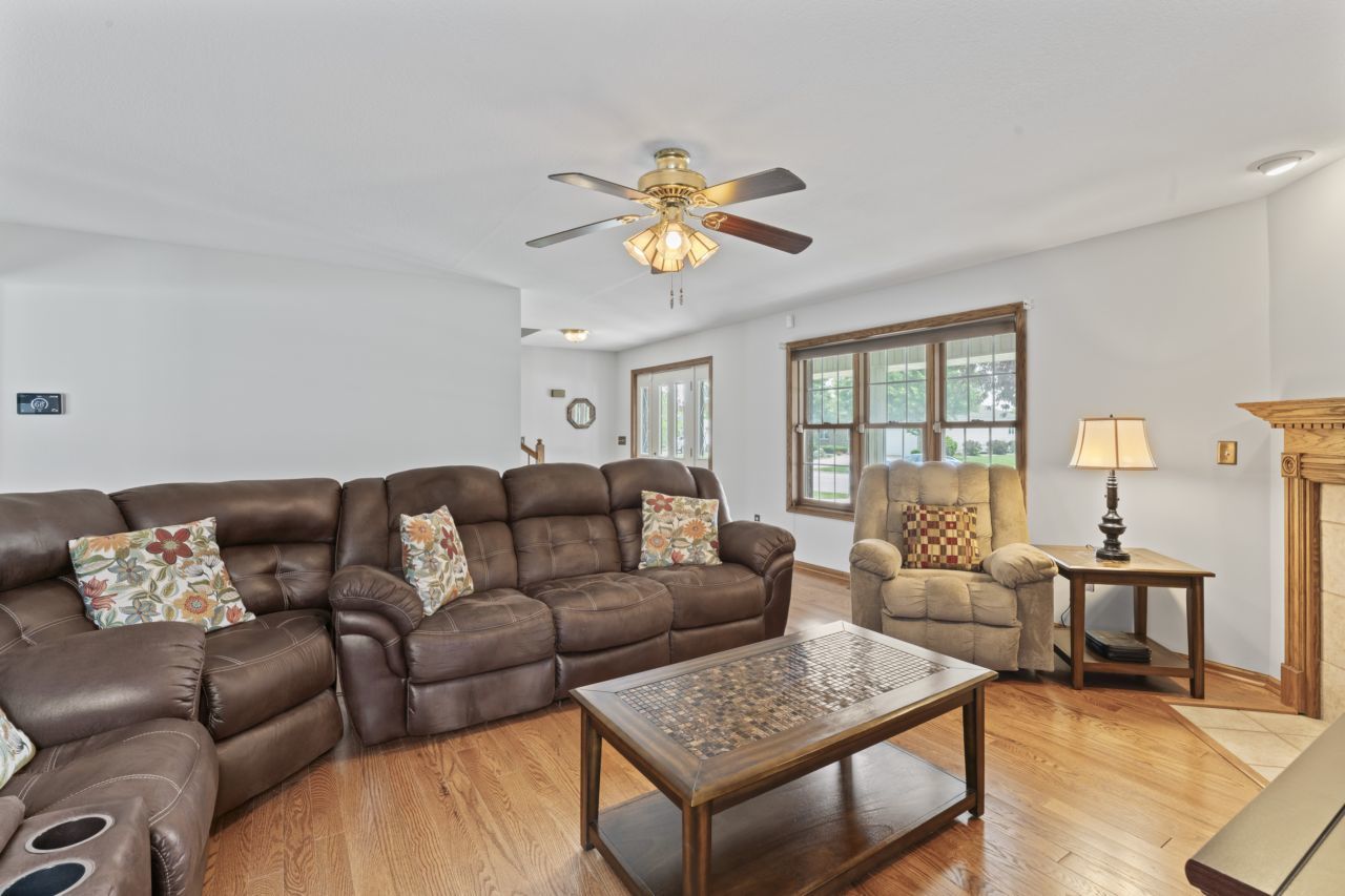 925 MAGNOLIA Drive, Bourbonnais, IL 60914