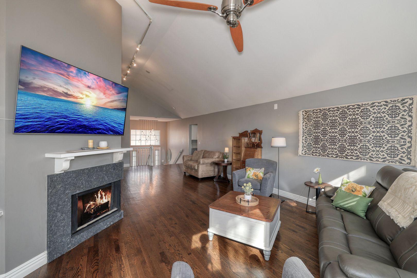 Warrenville, IL 60555