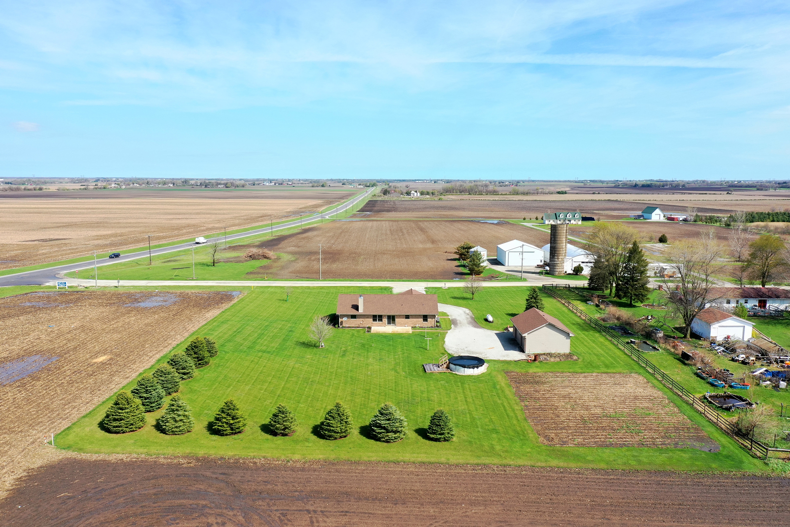 13042 E 10500n Road, Grant Park, IL 60940