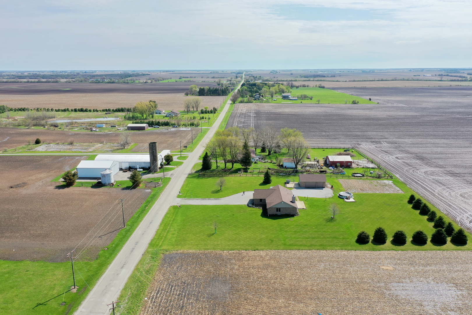 13042 E 10500n Road, Grant Park, IL 60940