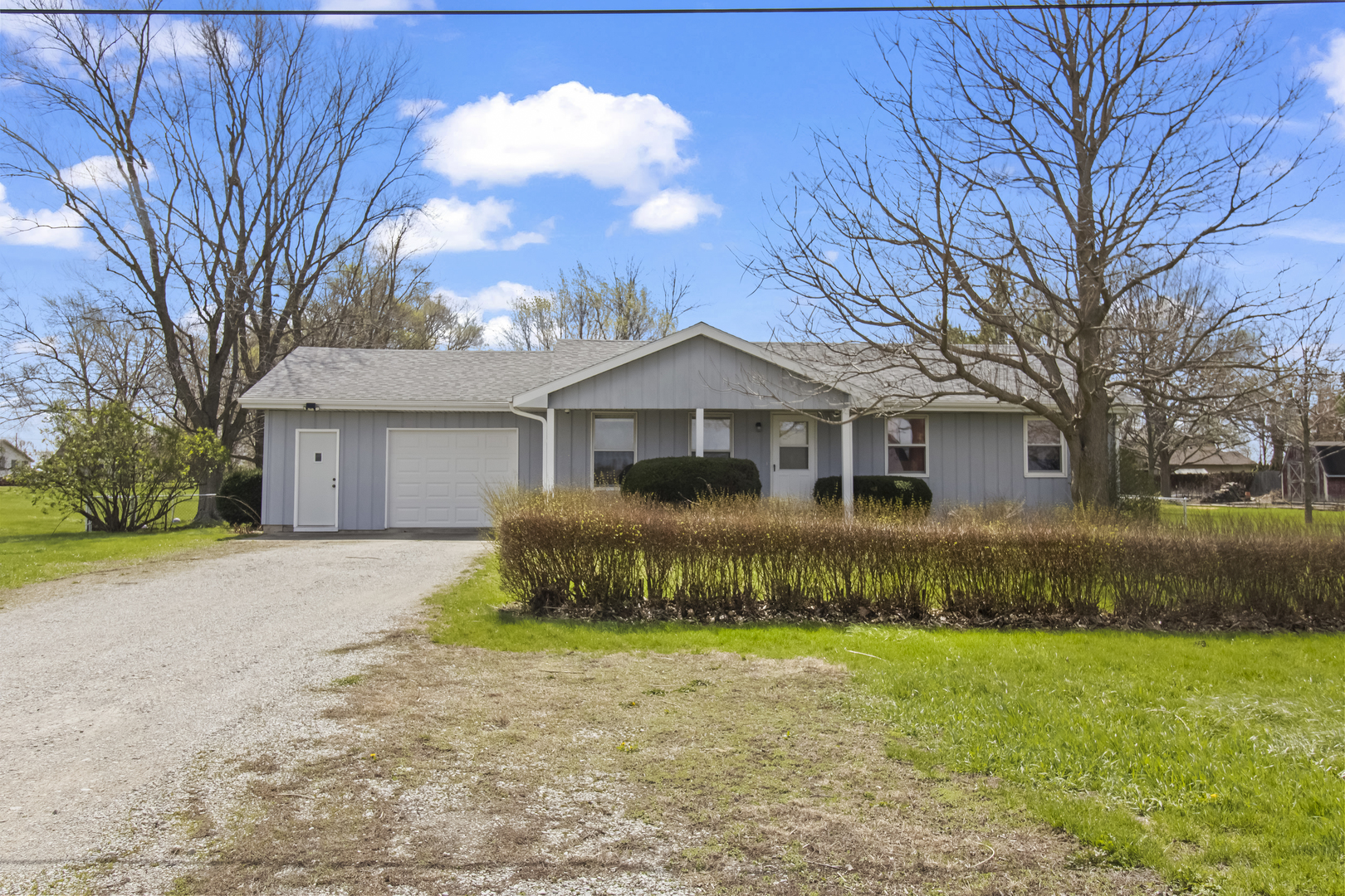 812 W 3rd Street, Gilman, IL 60938