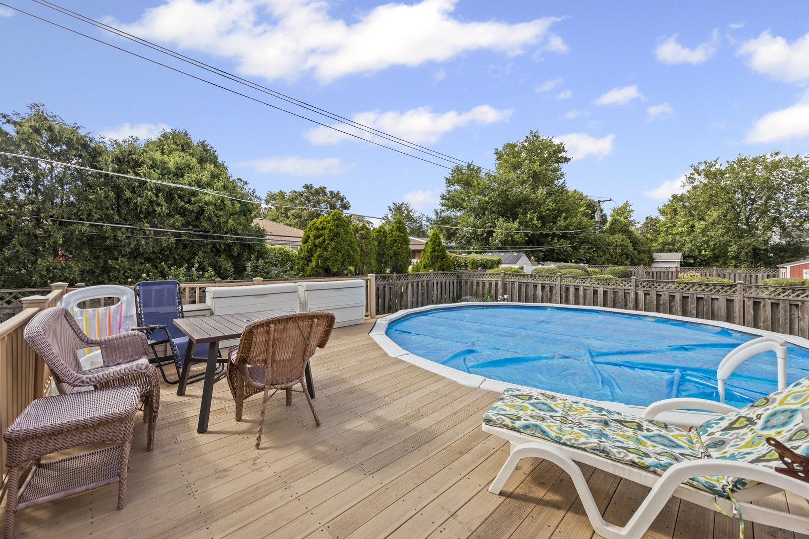 130 S Elm Tree Lane, Elmhurst, IL 60126