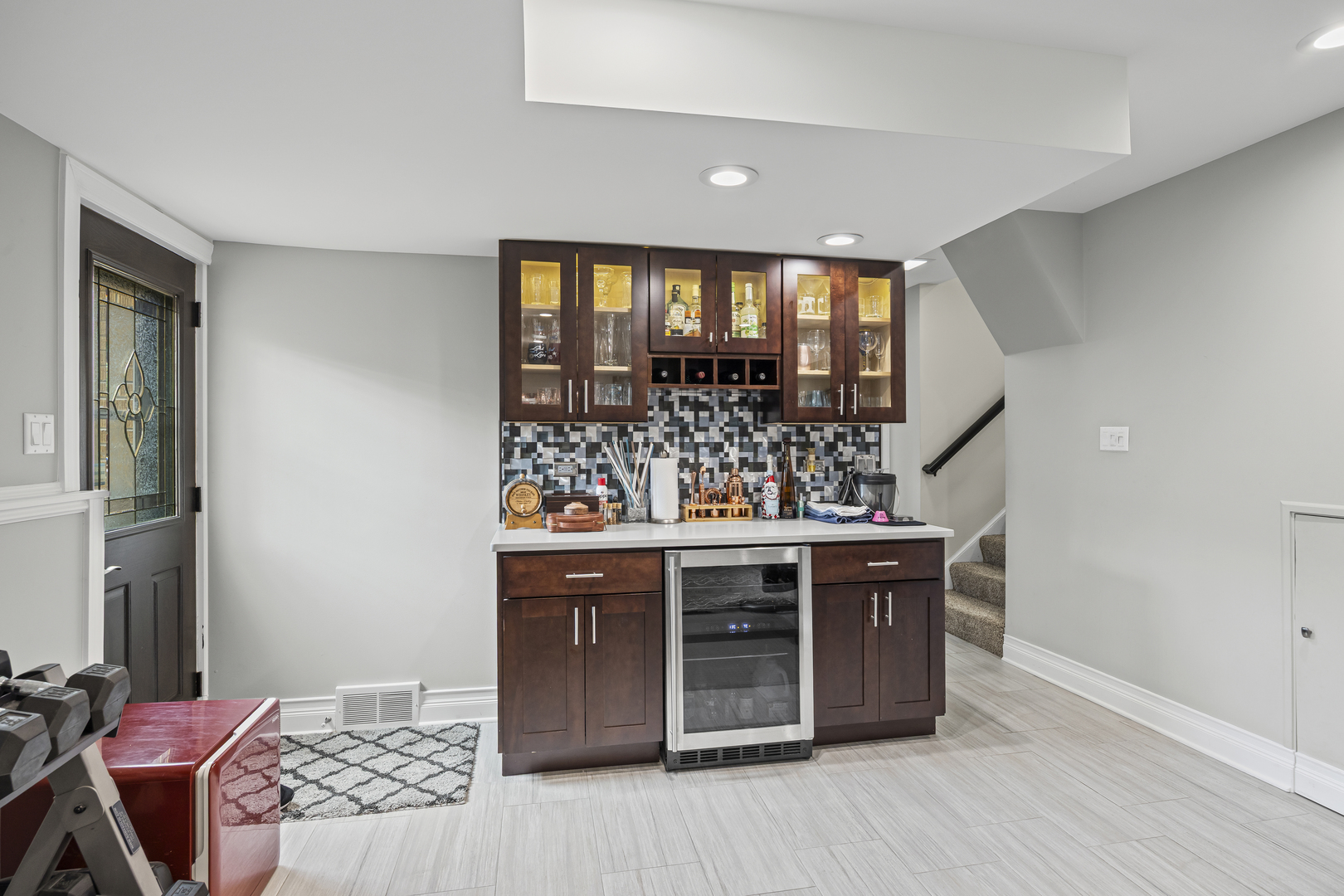 130 S Elm Tree Lane, Elmhurst, IL 60126