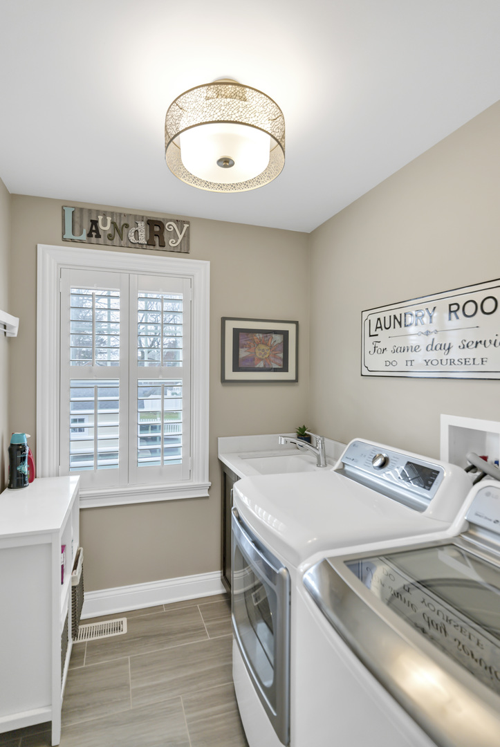 219 N Brockway Street, Palatine, IL 60067