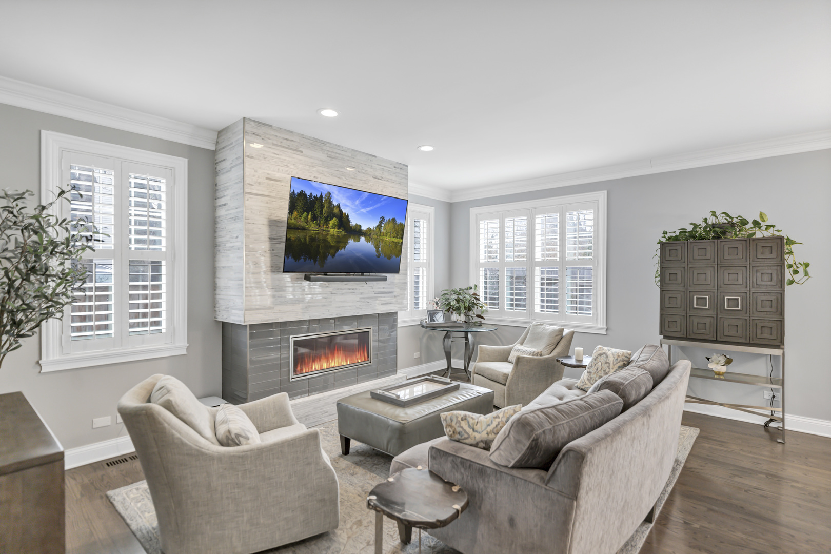 219 N Brockway Street, Palatine, IL 60067