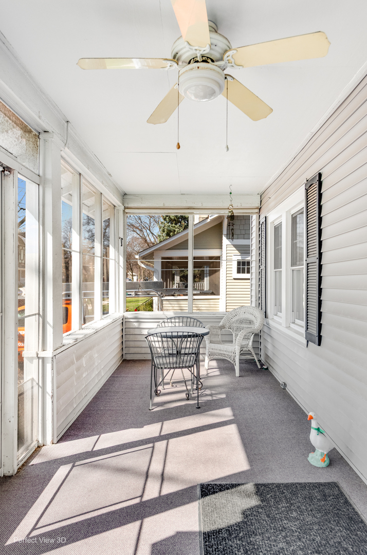 130 Belle Plaine Avenue, Park Ridge, IL 60068