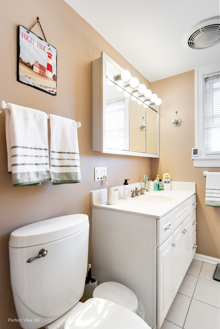 130 Belle Plaine Avenue, Park Ridge, IL 60068