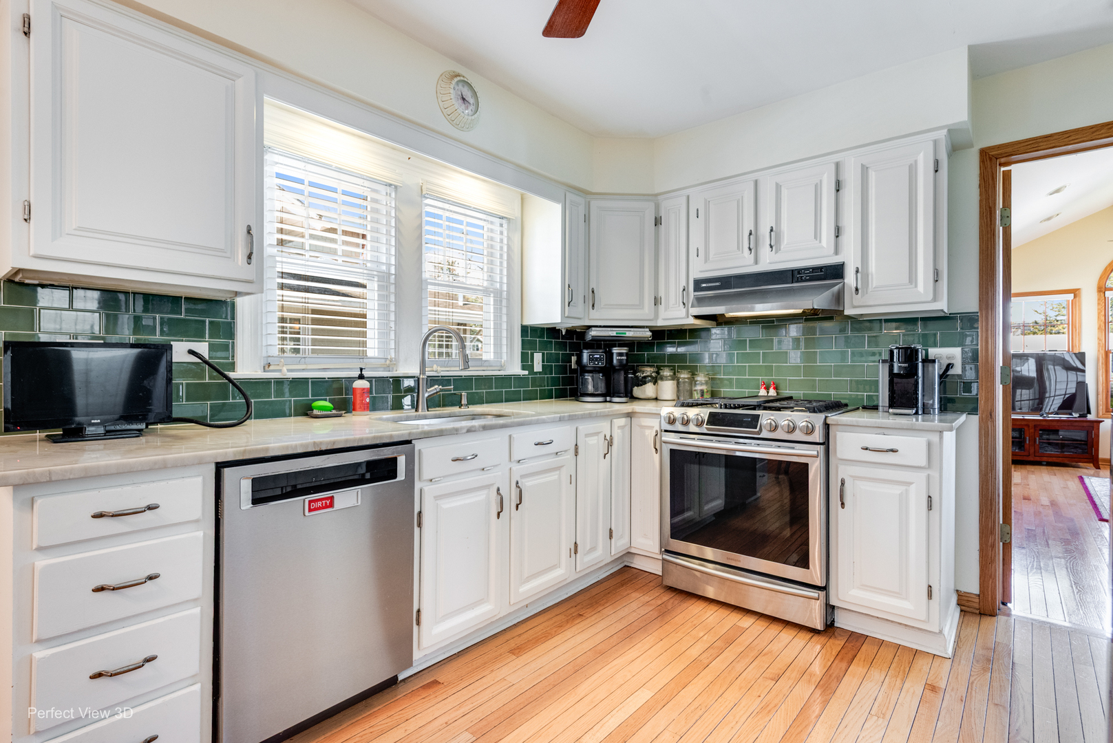 130 Belle Plaine Avenue, Park Ridge, IL 60068