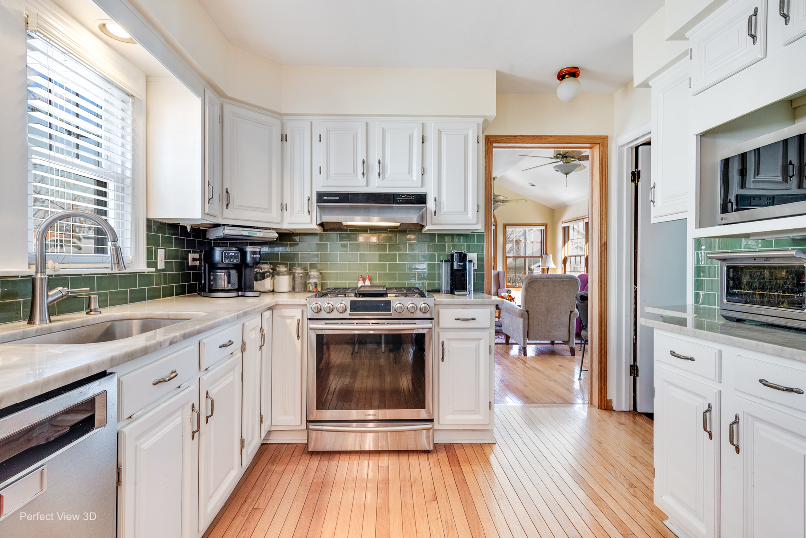 130 Belle Plaine Avenue, Park Ridge, IL 60068