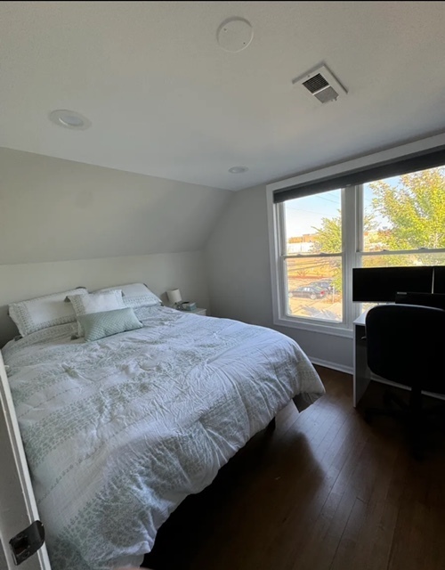 3942 N Bernard Street #2, Chicago, IL 60618