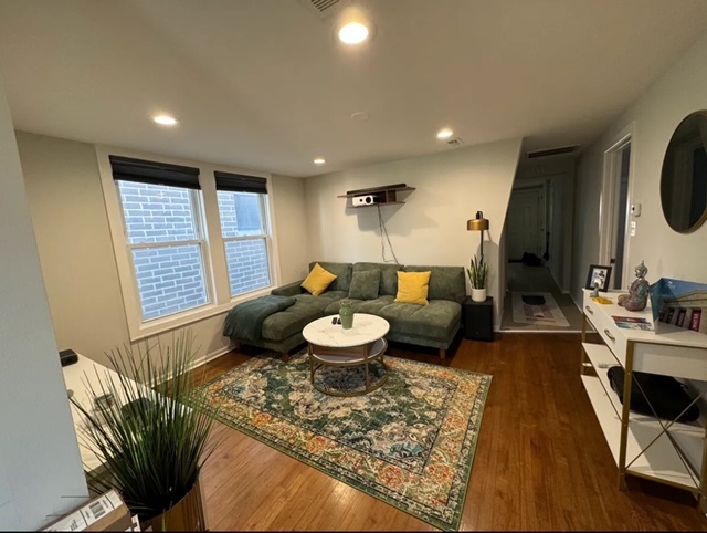 3942 N Bernard Street #2, Chicago, IL 60618