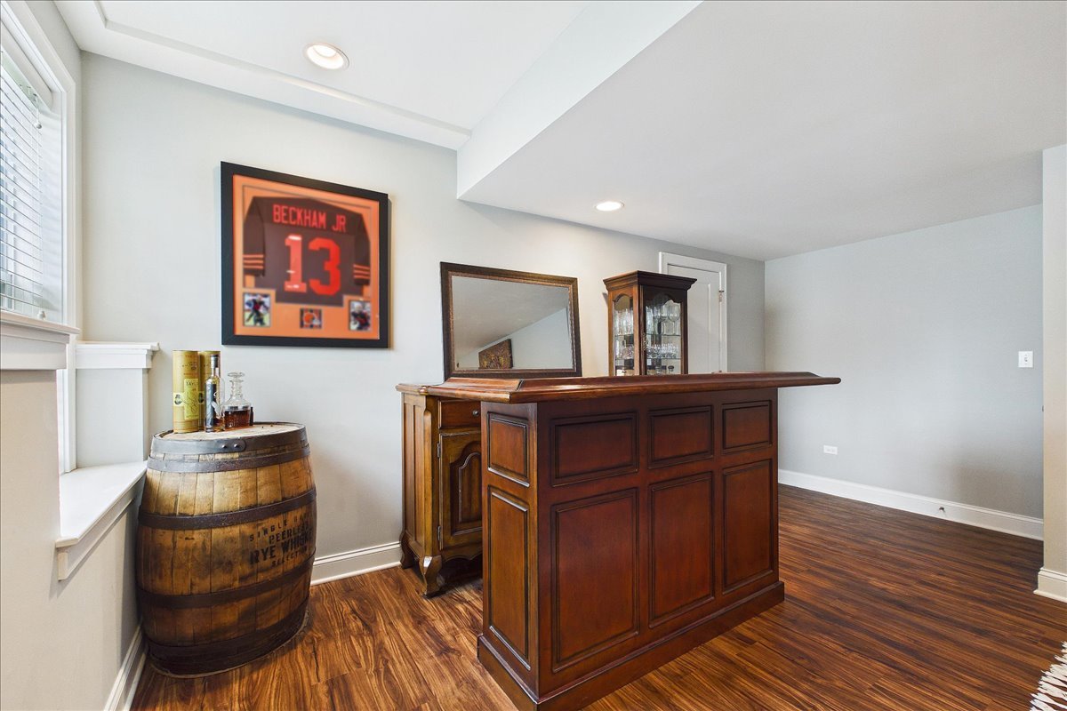 811 Michigan Street, Wheaton, IL 60187