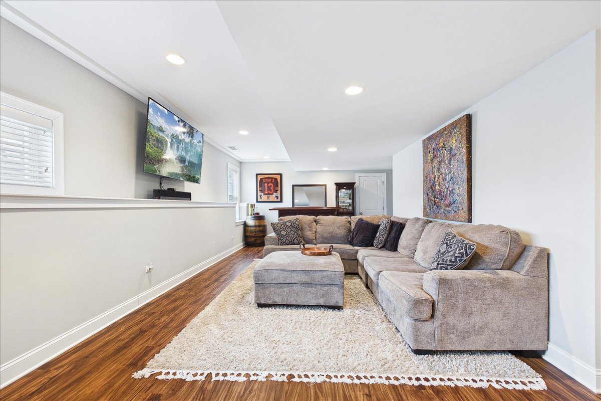 811 Michigan Street, Wheaton, IL 60187