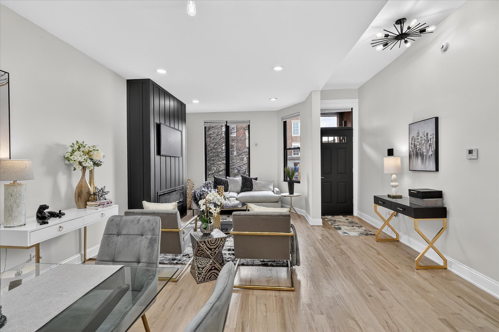 6150 S Ingleside Avenue, Chicago, IL 60637