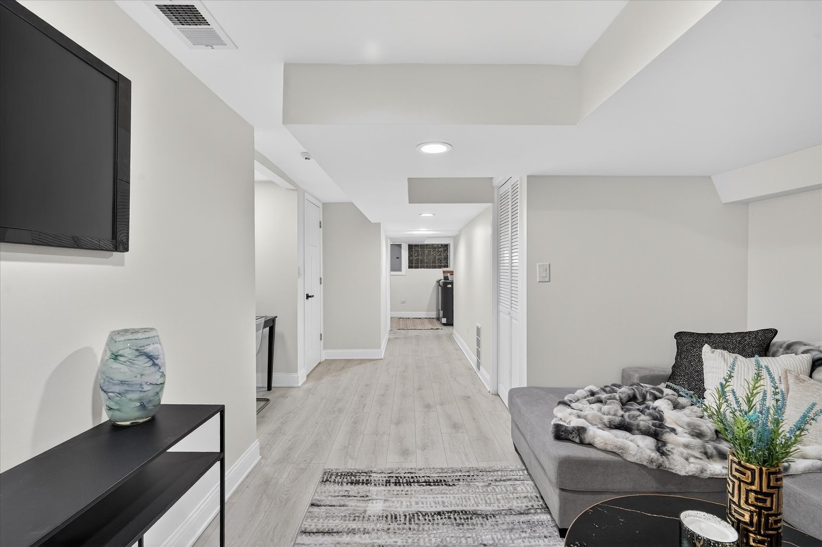 6150 S Ingleside Avenue, Chicago, IL 60637