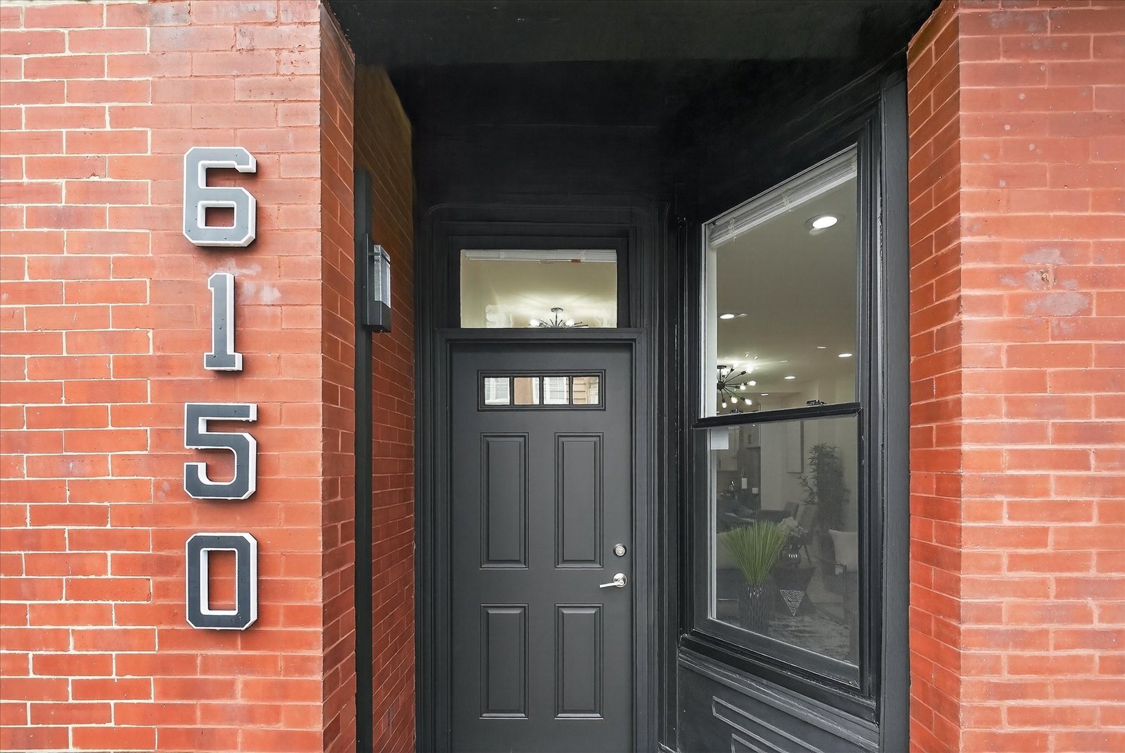 6150 S Ingleside Avenue, Chicago, IL 60637