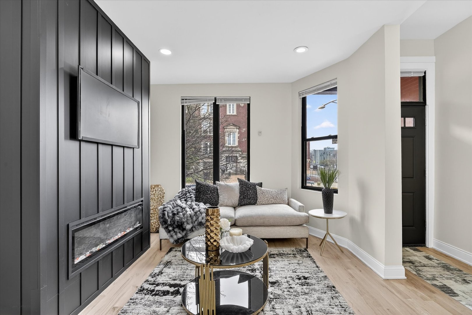 6150 S Ingleside Avenue, Chicago, IL 60637