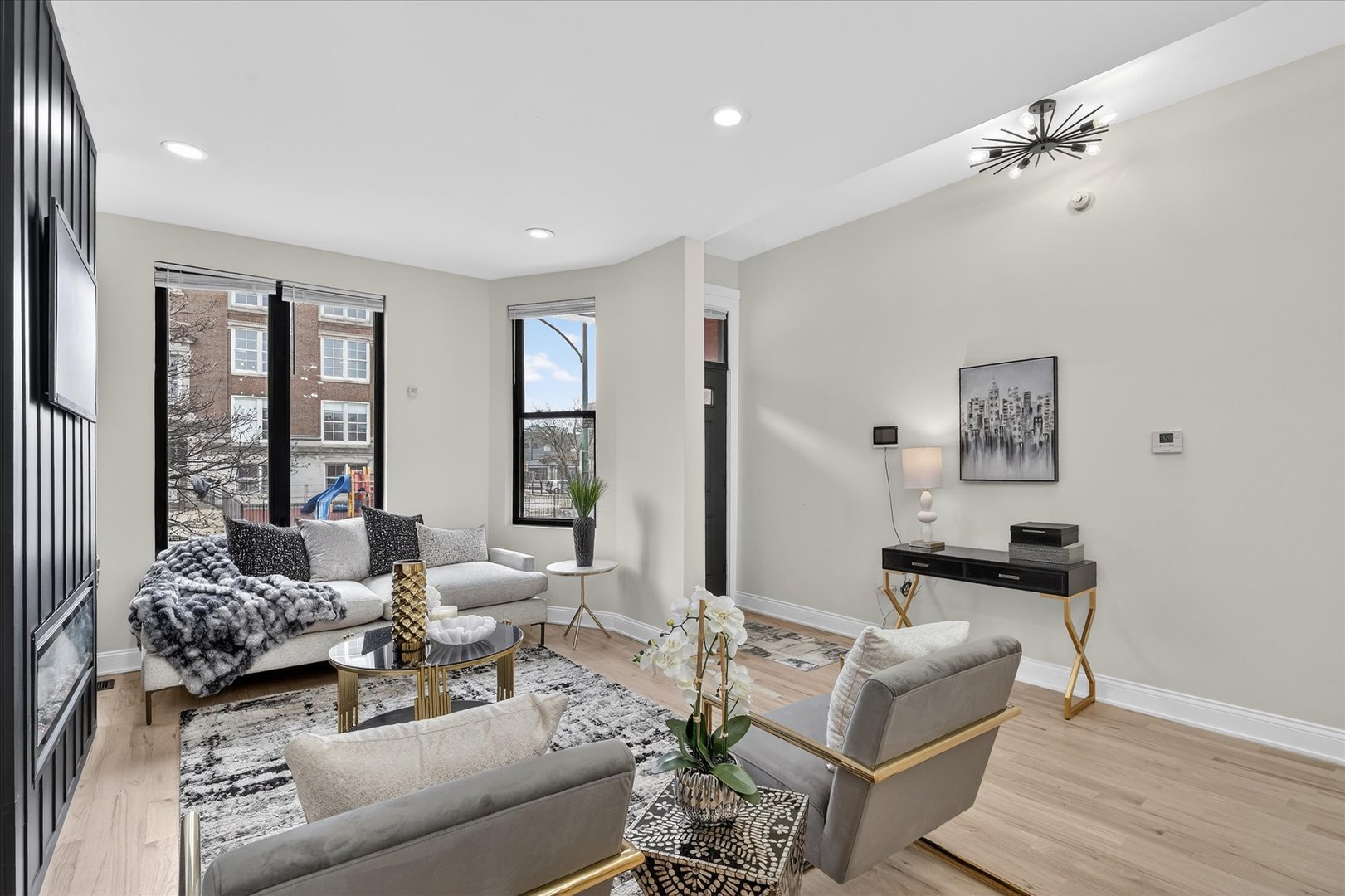 6150 S Ingleside Avenue, Chicago, IL 60637