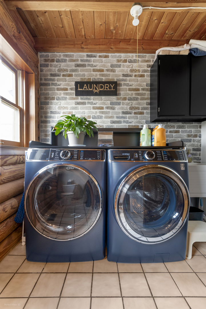 4615 E 2619th Road, Sandwich, IL 60548