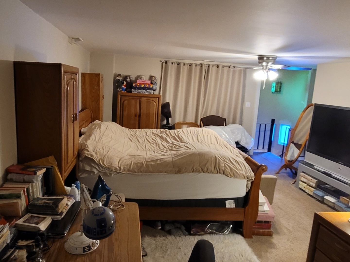 7432 W Gregory Street, Chicago, IL 60656