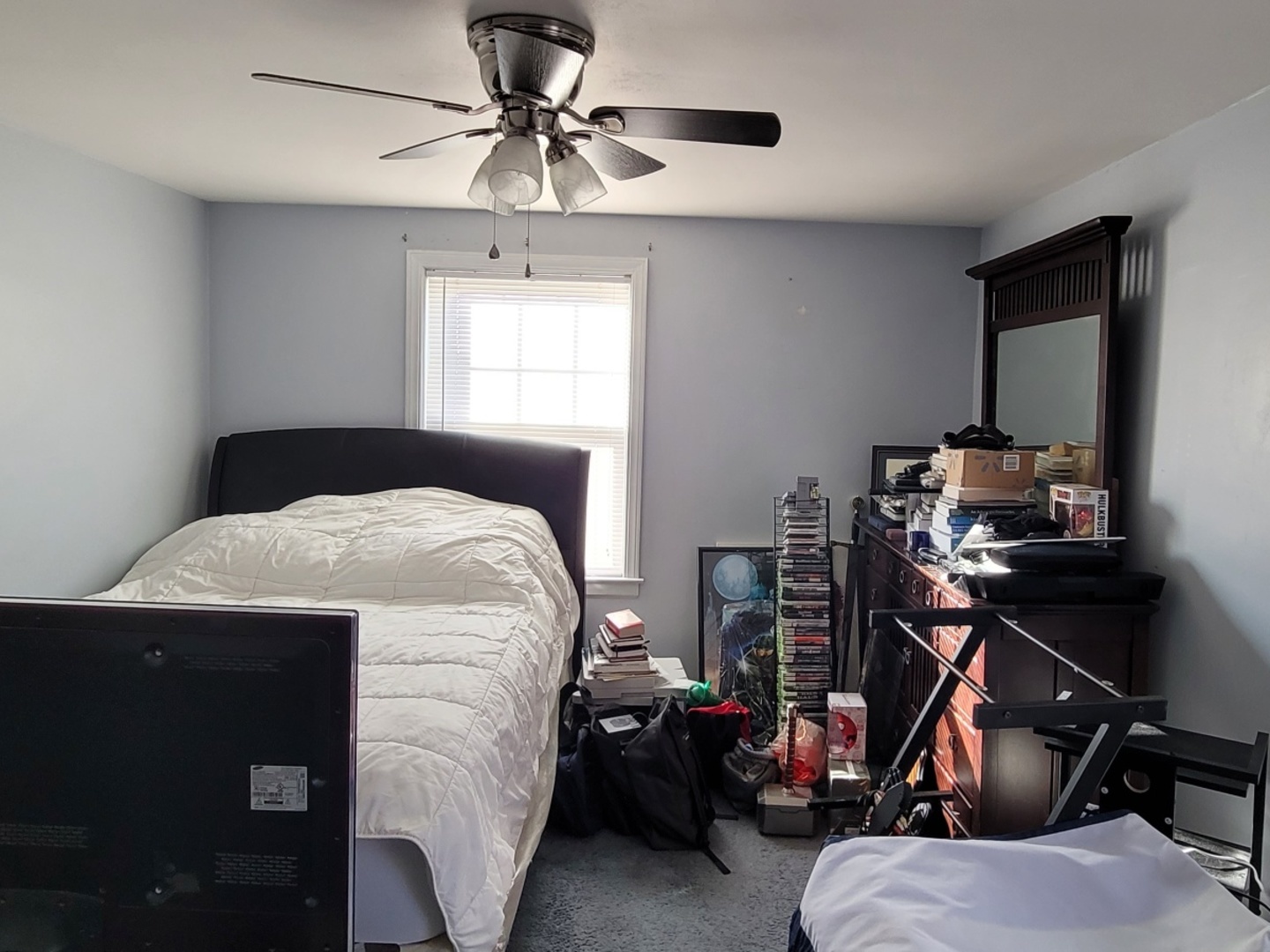 7432 W Gregory Street, Chicago, IL 60656