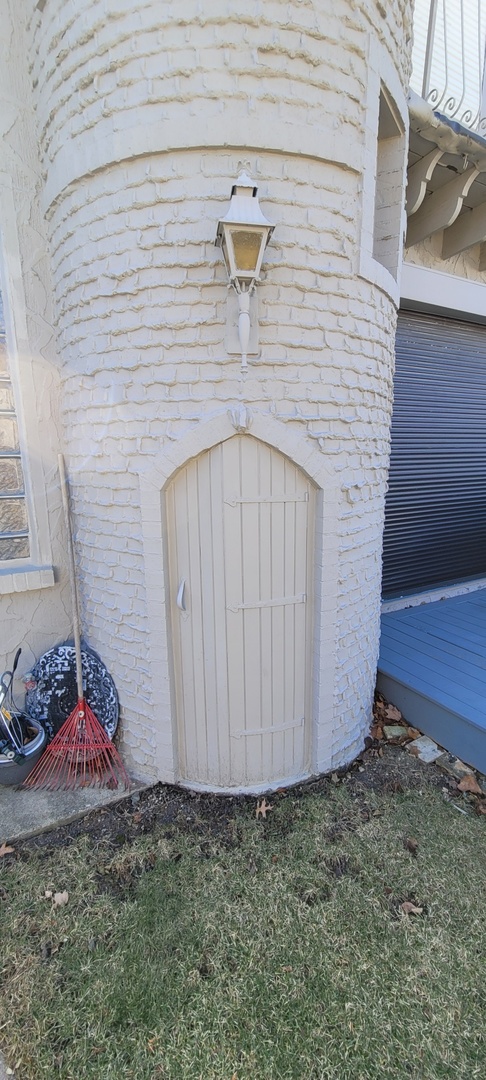 7432 W Gregory Street, Chicago, IL 60656