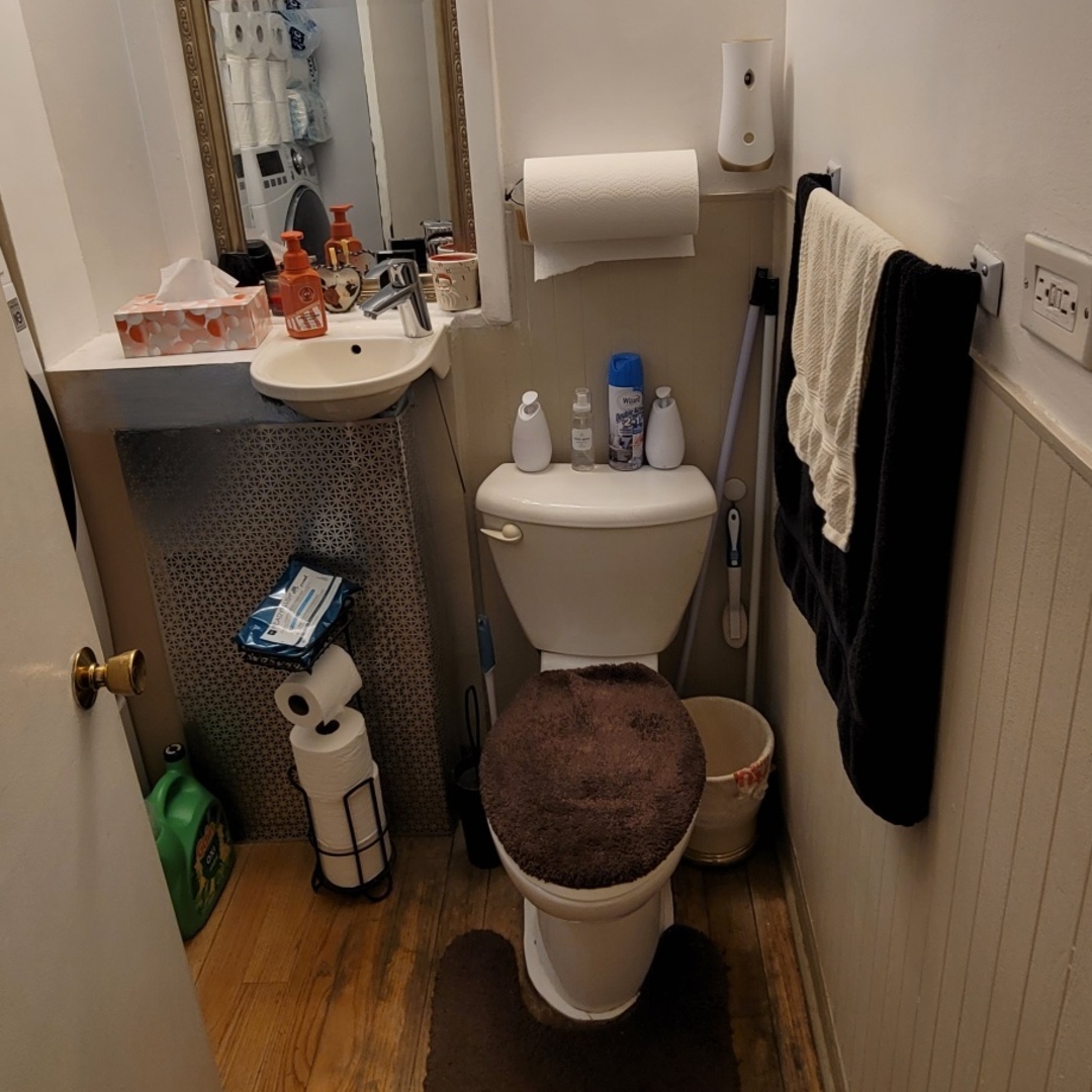 7432 W Gregory Street, Chicago, IL 60656