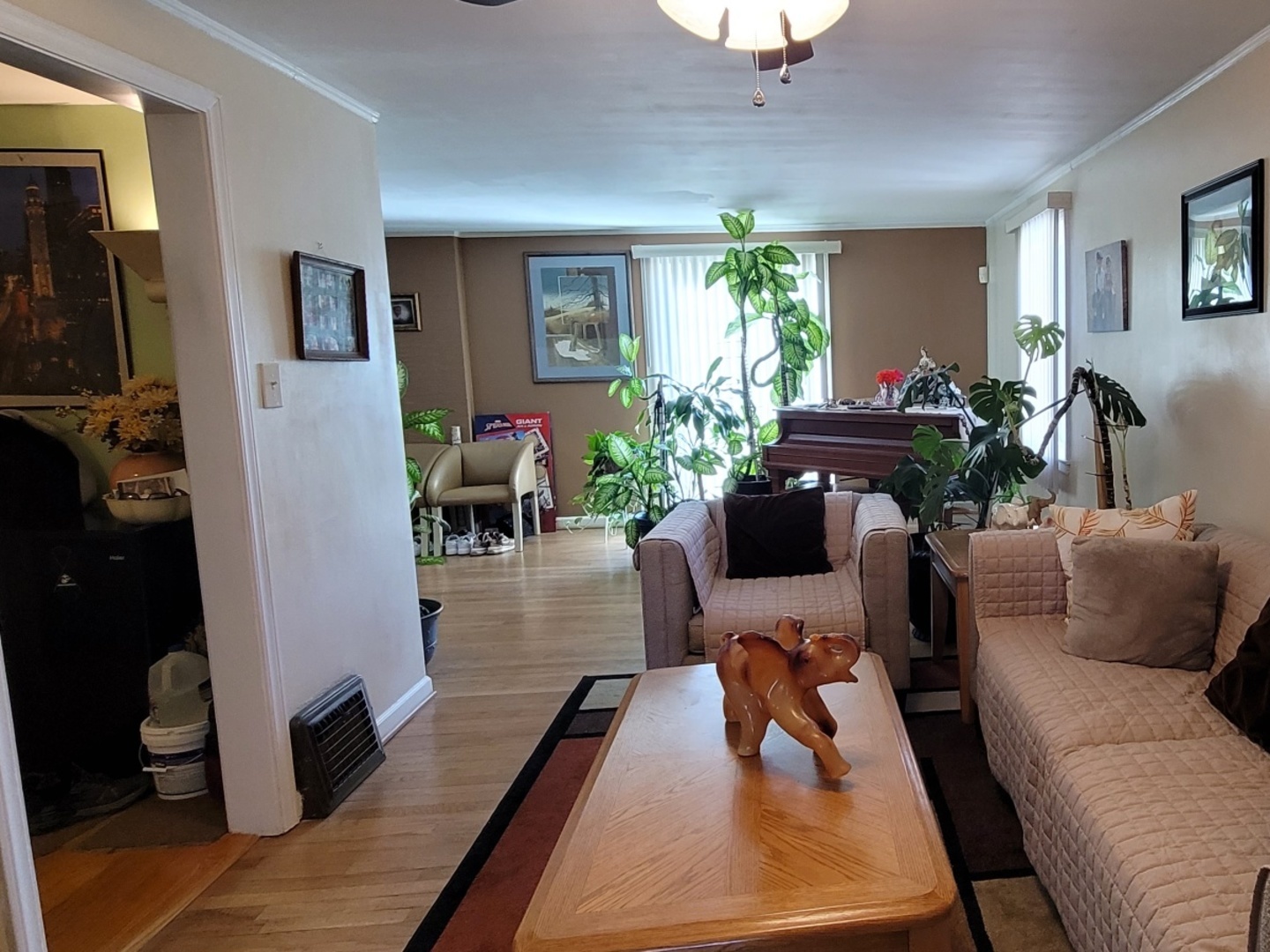 7432 W Gregory Street, Chicago, IL 60656