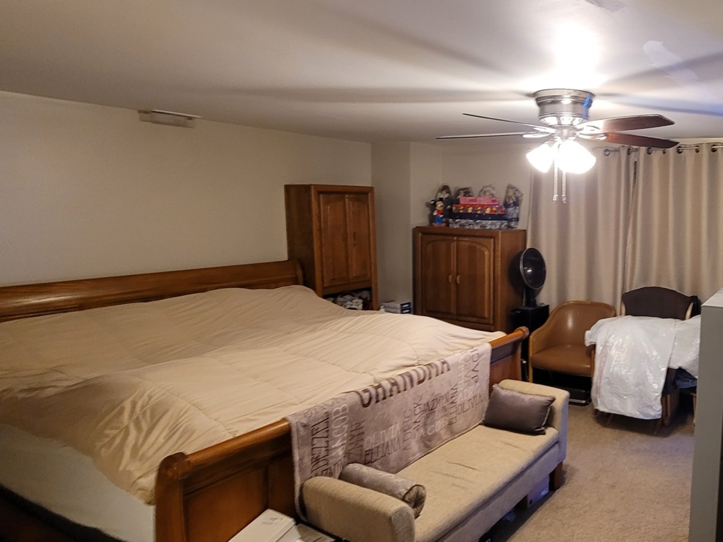 7432 W Gregory Street, Chicago, IL 60656